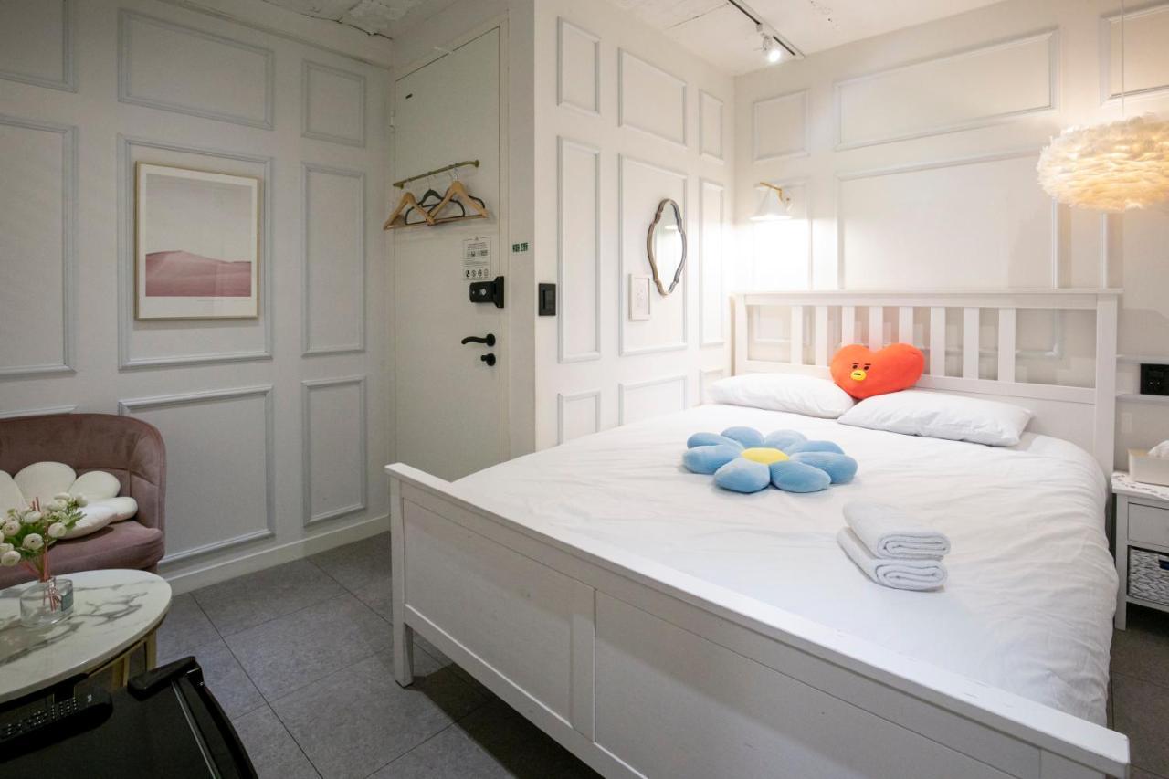 Bias K-Girl Guesthouse - Women Only Seoul Exterior photo