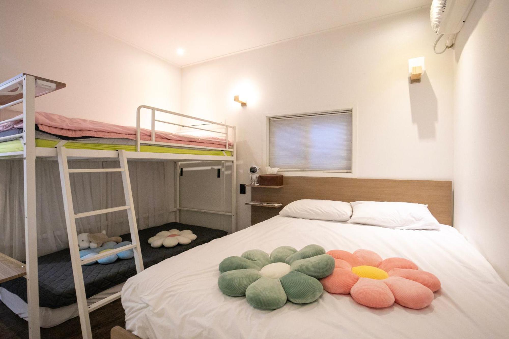 Bias K-Girl Guesthouse - Women Only Seoul Room photo